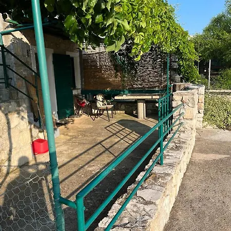 My Dalmatia - Robinson House Kornati * Bizikovica